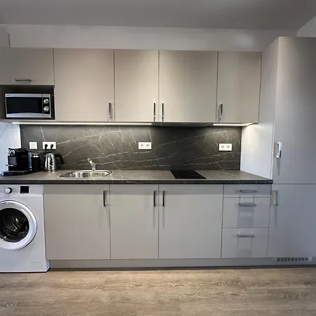 Scamard Apartment *