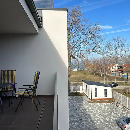 Scamard Apartment *
