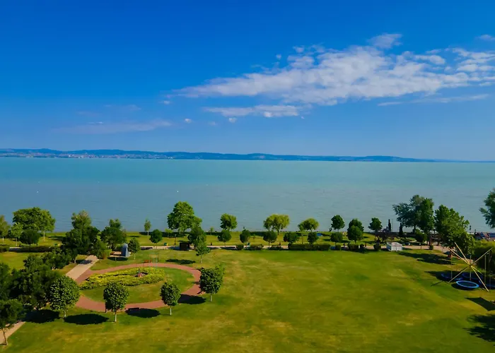 Apartament Scamard Zamárdi